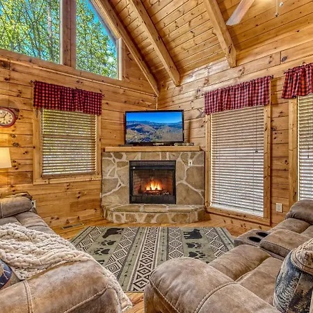 Bucky'S Bungalow, Free Attraction Tickets, Hot Tub, Wifi!!!-3